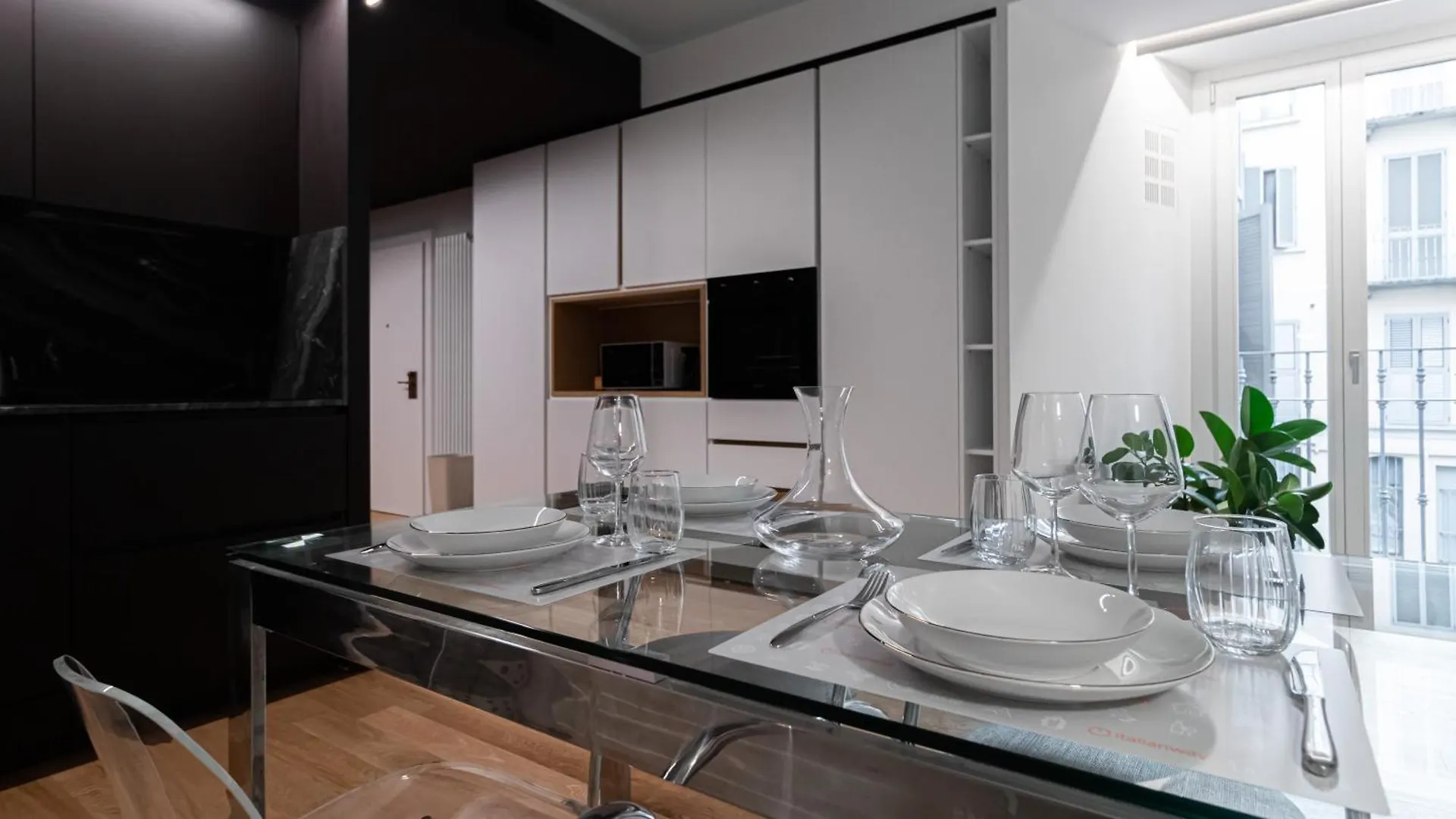 Italianway - Tadino 17 Apartment Milan